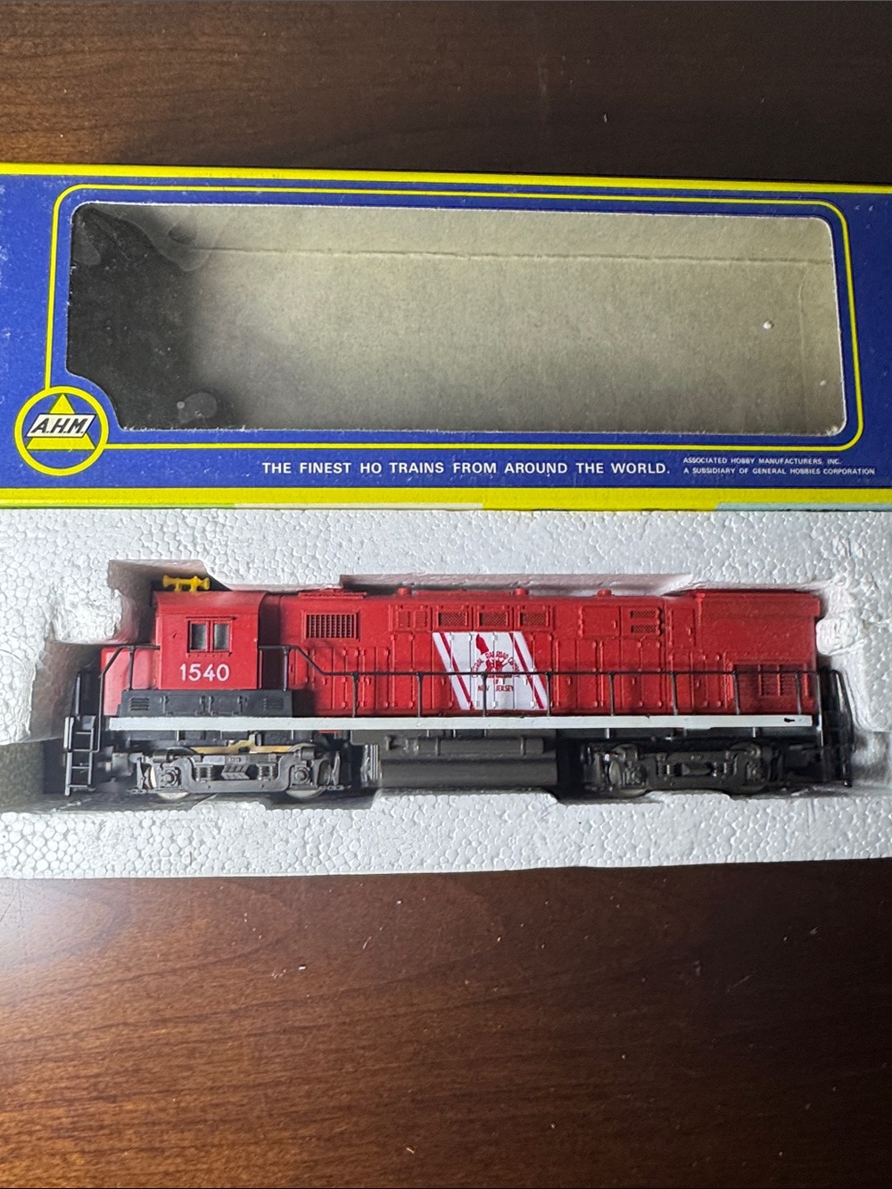 AHM Central New Jersey ALCO Century HO Scale Diesel Locomotive (New)